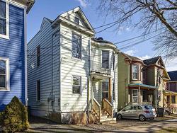 1673-1675 Henry Street  Halifax, NS B3H 3K4