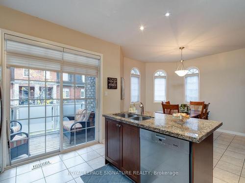 45-1701 Finch Ave, Pickering, ON - Indoor Photo Showing Kitchen With Double Sink