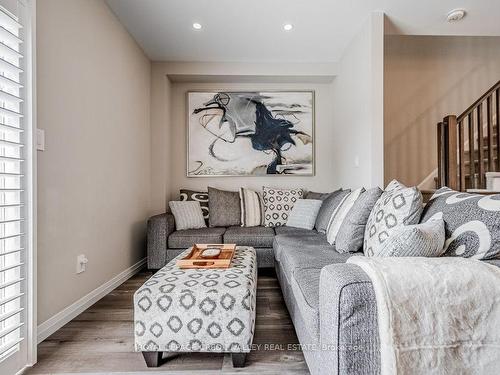 31-720 Grey St, Brantford, ON - Indoor Photo Showing Living Room