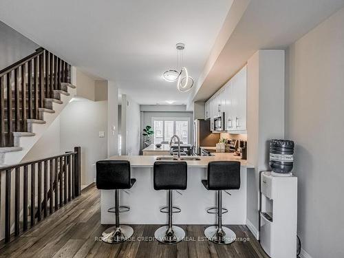 31-720 Grey St, Brantford, ON - Indoor Photo Showing Kitchen