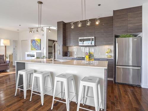 Cuisine - 404-750 32E Avenue, Montréal (Lachine), QC - Indoor Photo Showing Kitchen With Upgraded Kitchen