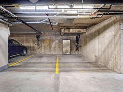 Garage - 