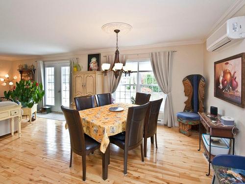 Dining room - 2-490 Rue De La Colline, Sainte-Adèle, QC - Indoor Photo Showing Dining Room