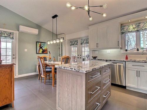 Cuisine - 184 Rue De Chambois, Québec (Beauport), QC - Indoor Photo Showing Kitchen With Upgraded Kitchen