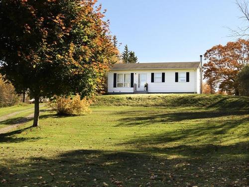 1337 Georges River Road, Georges River, NS 