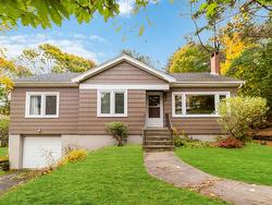 34 Craigmore Drive  Halifax, NS B3N 1M2