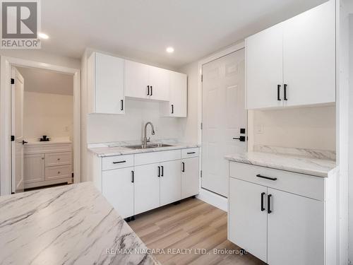 132 Waterloo Street, Fort Erie, ON - Indoor Photo Showing Kitchen With Double Sink