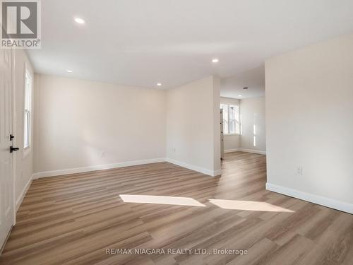 132 Waterloo Street, Fort Erie, ON - Indoor Photo Showing Other Room