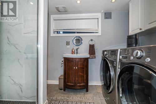 91 Colonial Avenue, Toronto, ON - Indoor Photo Showing Laundry Room