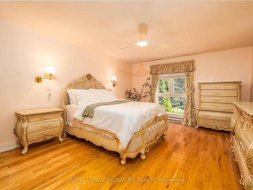 43 Snowshoe Millway, Toronto, ON - Indoor Photo Showing Bedroom