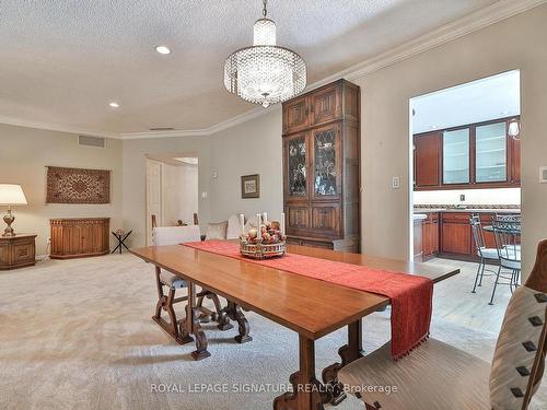 101-700 Wilson Rd, Oshawa, ON - Indoor Photo Showing Dining Room