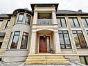 211 Kennedy St W, Aurora, ON  - Outdoor With Balcony With Facade 