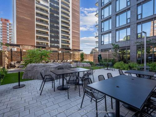 520-21 Park St E, Mississauga, ON - Outdoor