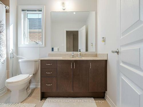 5520 Meadowcrest Avenue, Mississauga, ON - Indoor Photo Showing Bathroom