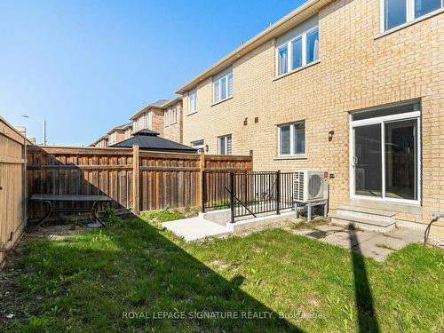 5520 Meadowcrest Ave, Mississauga, ON - Outdoor With Exterior