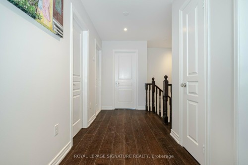 5520 Meadowcrest Avenue, Mississauga, ON - Indoor Photo Showing Other Room