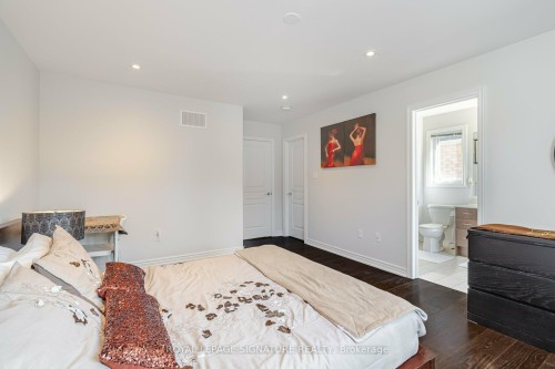 5520 Meadowcrest Avenue, Mississauga, ON - Indoor Photo Showing Bedroom