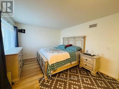 56 - 1600 Mickleborough Drive, London, ON - Indoor Photo Showing Bedroom