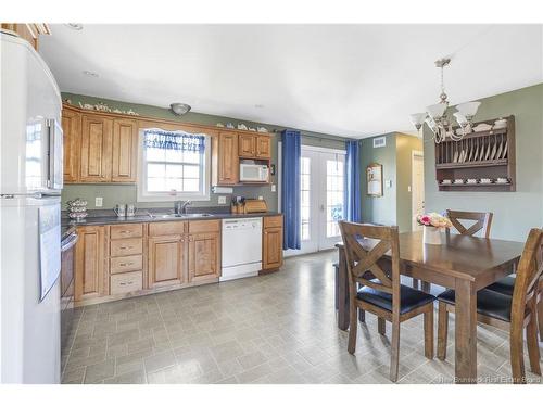 16 Southampton Crt, Hartland, NB 