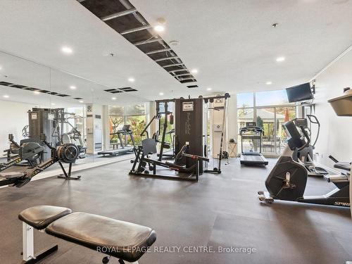 606-2511 Lakeshore Rd W, Oakville, ON - Indoor Photo Showing Gym Room