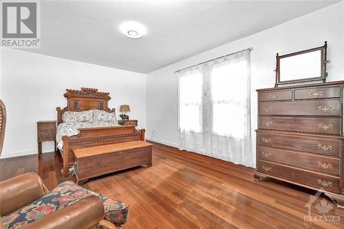 Primary Bedroom - 220 Vances Side Road, Ottawa, ON - Indoor Photo Showing Bedroom