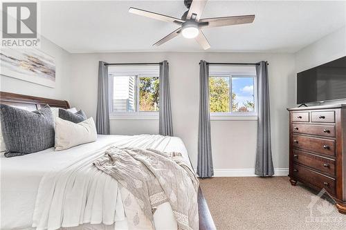 95 Randall James Drive, Stittsville, ON - Indoor Photo Showing Bedroom