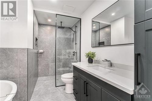 95 Randall James Drive, Stittsville, ON - Indoor Photo Showing Bathroom