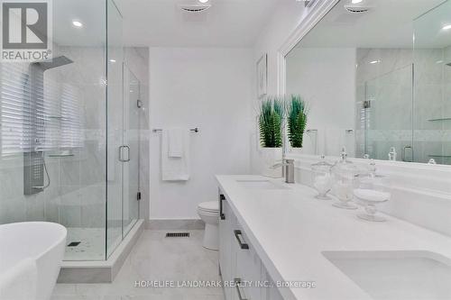 5164 Rayana Ridge, Mississauga, ON - Indoor Photo Showing Bathroom