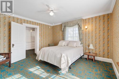 3175 Lakeshore Road W, Oakville, ON - Indoor Photo Showing Bedroom