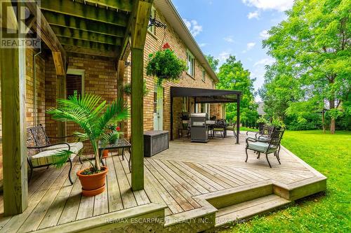 86 Ridge Road E, Grimsby, ON - Outdoor With Deck Patio Veranda With Exterior