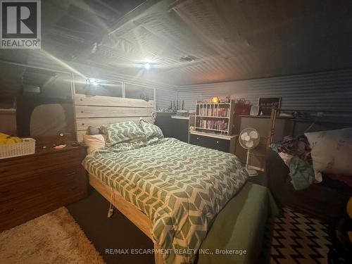 24 Woodhouse Avenue, Norfolk, ON - Indoor Photo Showing Bedroom