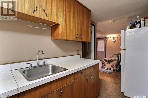 550 19Th Street W, Prince Albert, SK - Indoor Photo Showing Kitchen