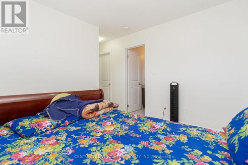 12 - 2726 William Jackson Drive, Pickering, ON - Indoor Photo Showing Bedroom