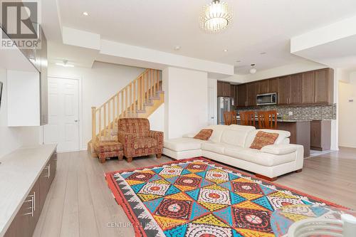 12 - 2726 William Jackson Drive, Pickering, ON - Indoor Photo Showing Living Room