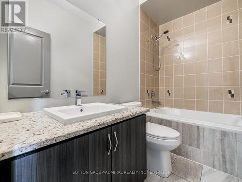 3 Glenngarry Crescent, Vaughan, ON - Indoor Photo Showing Bathroom