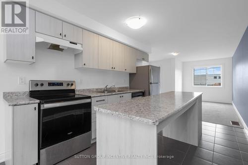 53 Andean Lane, Barrie, ON - Indoor Photo Showing Kitchen