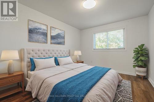 15 Herrell Avenue, Barrie, ON - Indoor Photo Showing Bedroom