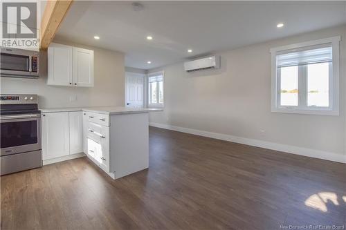 215 2E Rue Street, Shippagan, NB - Indoor Photo Showing Kitchen