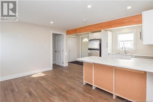 215 2E Rue Street, Shippagan, NB - Indoor Photo Showing Kitchen