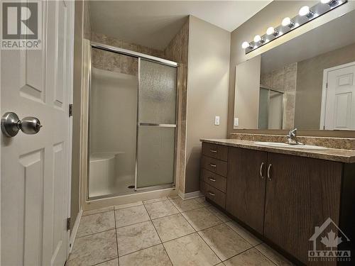 4-Piece Ensuite - 640 Via Campanale Avenue, Ottawa, ON - Indoor Photo Showing Bathroom