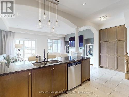 11 Donald Buttress Boulevard W, Markham, ON - Indoor Photo Showing Kitchen With Double Sink