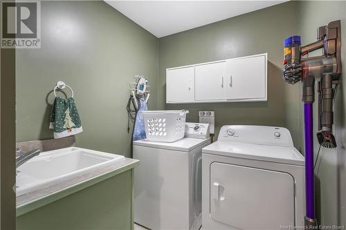 16 Southampton Court, Hartland, NB - Indoor Photo Showing Laundry Room