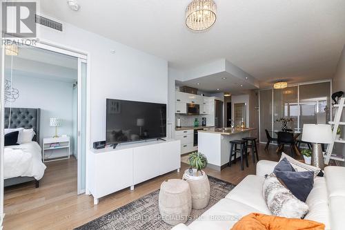 1212 - 90 Park Lawn Road, Toronto, ON - Indoor Photo Showing Living Room