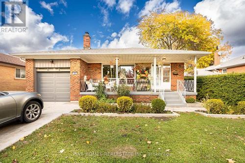 22 Ladbrooke Road, Toronto, ON - Outdoor