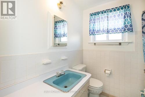 22 Ladbrooke Road, Toronto, ON - Indoor Photo Showing Bathroom