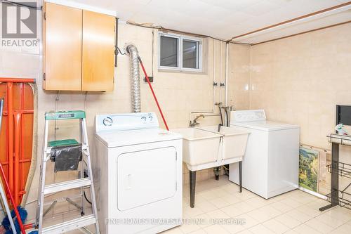 22 Ladbrooke Road, Toronto, ON - Indoor Photo Showing Laundry Room