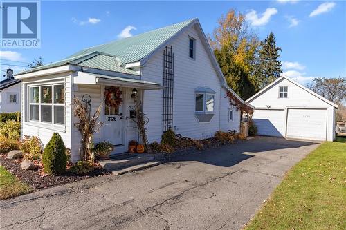 3126 Parkedale Avenue, Brockville, ON - Outdoor