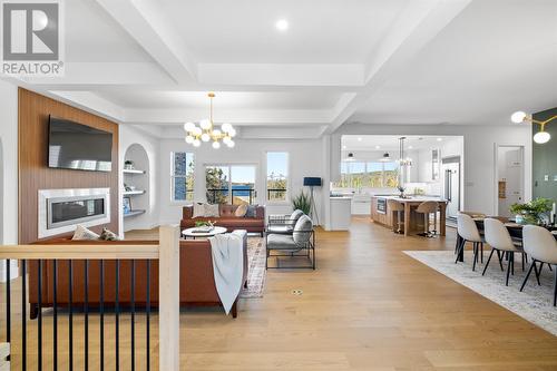 310 Three Island Pond Road, Paradise, NL - Indoor Photo Showing Dining Room