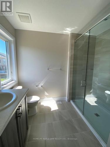 38 Fenside Street, Kitchener, ON - Indoor Photo Showing Bathroom