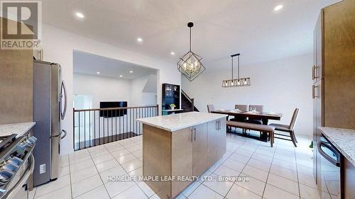 59 Saddlebrook Court, Kitchener, ON - Indoor Photo Showing Kitchen With Upgraded Kitchen